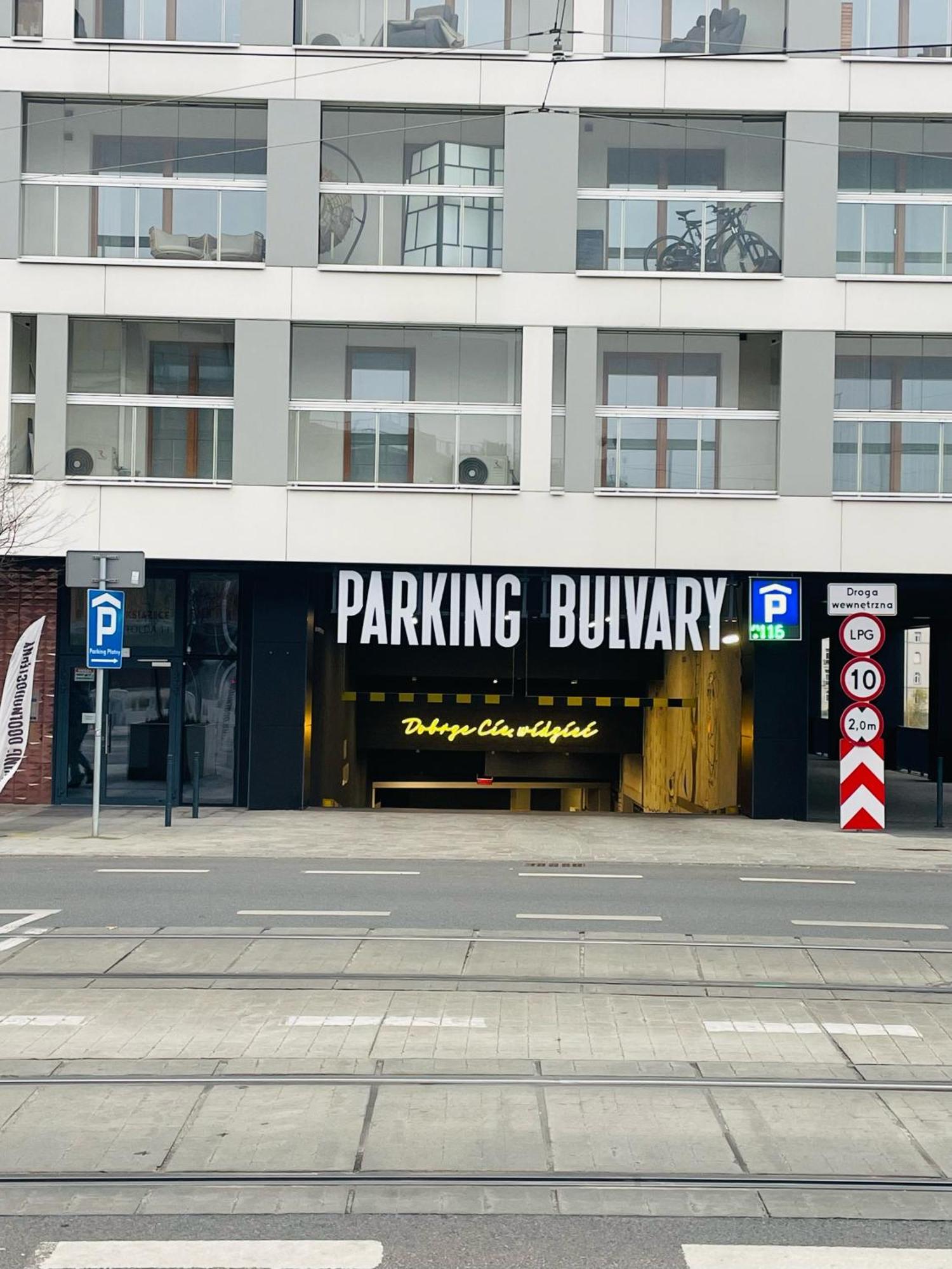Q19 Apartments Rynek ヴロツワフ エクステリア 写真